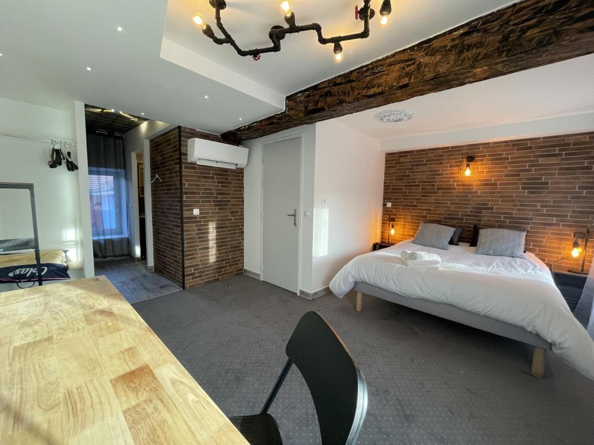 Villa Kiara Hebergements Cusset Δωμάτιο φωτογραφία